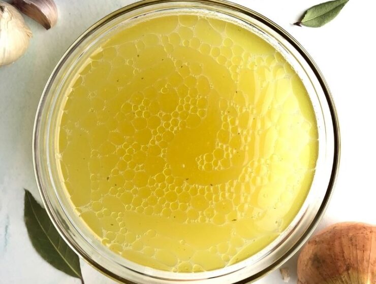 Homemade chicken broth