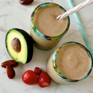 Heart-Healthy Avocado Strawberry Date Smoothie Recipe