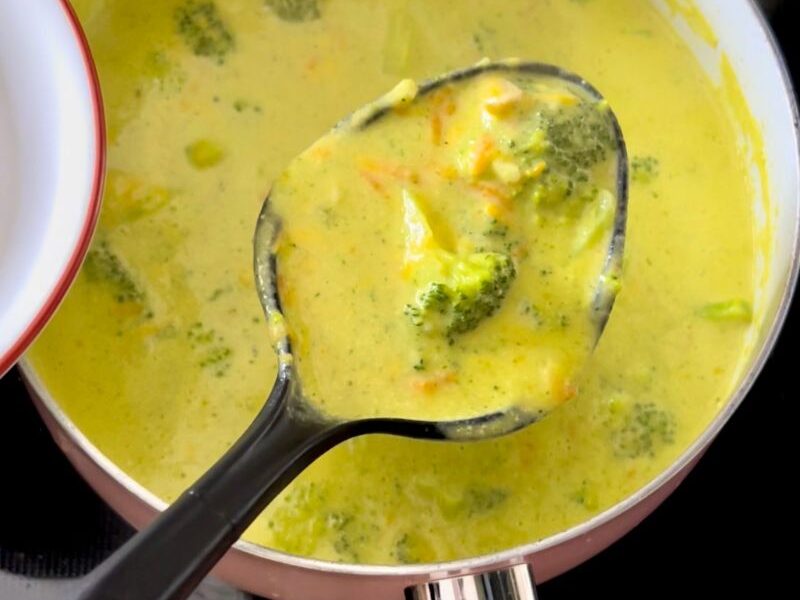 Easy, creamy, nutritious, and delicious healthy broccoli cheddar soup recipe with chicken is the best soup recipe for Fall or any time of the year. This broccoli cheddar soup healthy version is particularly kid-friendly. Double batch this healthier broccoli cheddar soup recipe, pack them up in containers and freeze them for a hearty, healthy, warming soup whenever you want. We enjoy broccoli cheddar soup with chicken all year round, especially during the cold season!