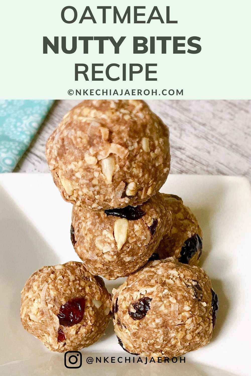 This healthy nutty baked granola bites snack is perfect for on-the-go, lunch snack, and kid-friendly. #energyballs #oatmealenergyballs #snackbites #datebites 