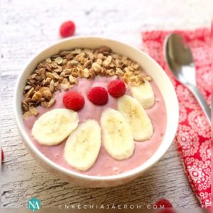 Perfect Protein-Packed Berry Blast Smoothie Bowl