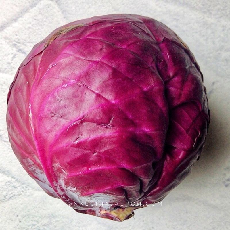 Raw red purple cabbage 