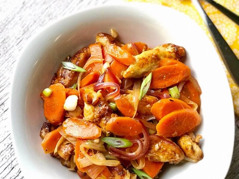 Chicken and Carrot Stir-fry Recipe | Nkechi Ajaeroh