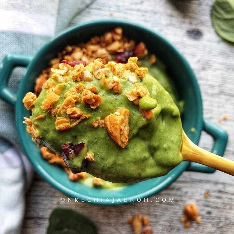 4 – ingredients green smoothie bowl recipe 