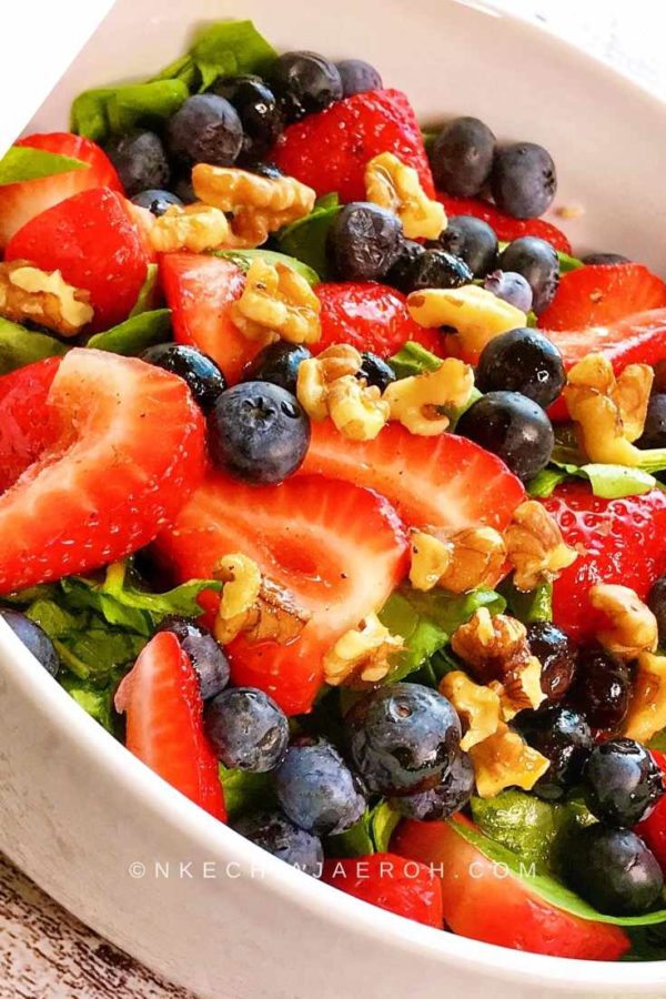 Easy Strawberry Blueberry Spinach Salad Recipe - Nkechi Ajaeroh