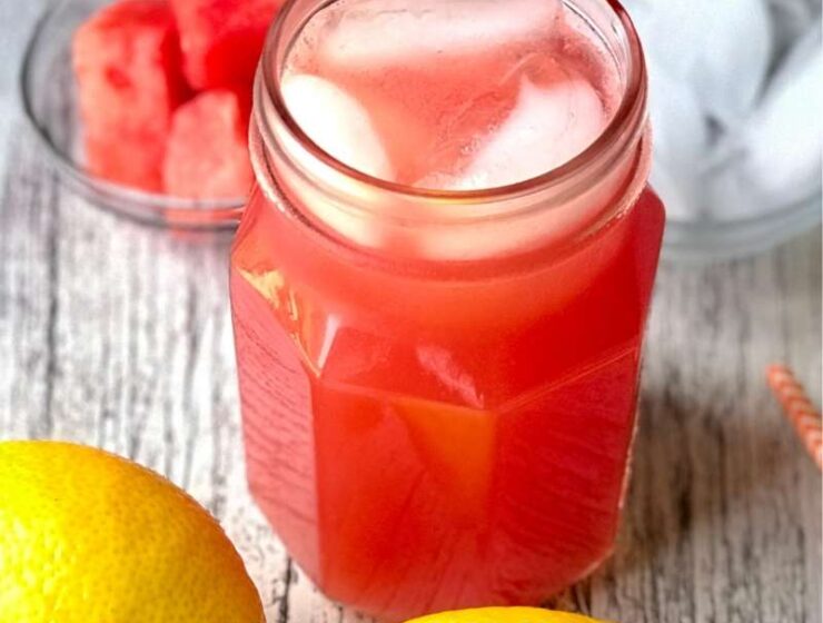 Refreshing, immune-boosting, and easy-to-make watermelon lemonade is the best summer drink you need to confront this sweltering heat! With only 3-ingredients – watermelon, lemon, and honey, you are all set for a hydrating experience! Relatively, remember to chill in the fridge and serve with ice! I mean it when I say that this is the best summer drink ever! In other words, the best healthy summer cooling drink! #watermelondrink #lemonade #Summerdrink #watermelon #summertimedrink #healthydrink