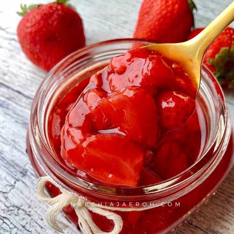 All-natural reduced sugar strawberry sauce recipe