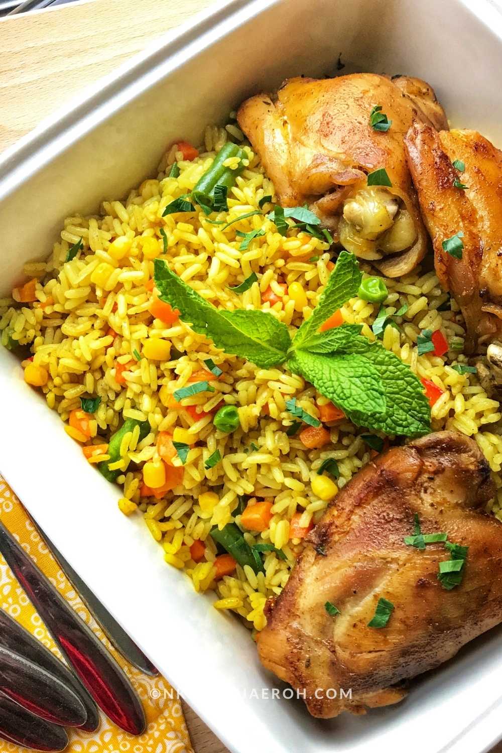 For the folks at the back, this is one fried rice recipe you want in your arsenal; it is easy to cook, colorful, flavorful, and will leave you with an unforgettable experience! The best part is that you can serve this recipe with anything – chicken, fish, tofu!