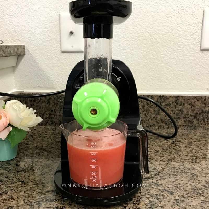 Juice the grapefruit and ginger using a juicer