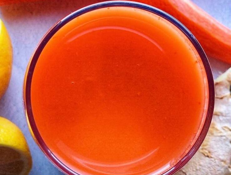 Easy and refreshing homemade carrot juice recipe made with fresh carrots, ginger, lemon, and apple is loaded with nutrients and excellent for the body! Sometimes I also add orange to this carrot juice recipe. Surprisingly (well, not), carrots taste great by themselves; however, to make it taste even better, I love to add an apple to it. This way it does not require any refined sugar or honey!