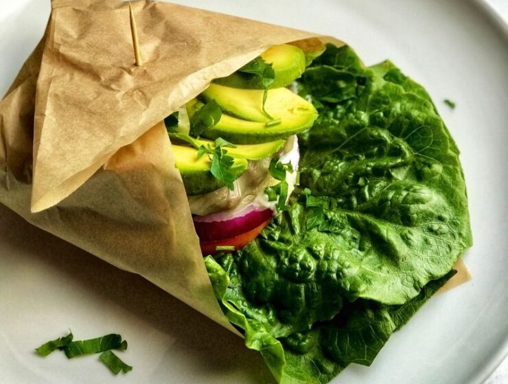 Cheeseburger lettuce wraps are the perfect alternative to regular cheeseburgers that we all know and love. These lettuce wraps are the healthy (whole food) keto burgers you need – fresh, flavorful, tasty, and nutritious! Get all the tastiness of burgers without the hefty calories. On the positive side, you will not miss the absence of the typical bread bun burger. On the negative side, you are going to likely overindulge on these cheeseburger lettuce wraps! This lighter version of the burger is such a great way to enjoy what you already love! If you are doing keto or low-carb, then you will absolutely love this lettuce cheeseburger recipe.