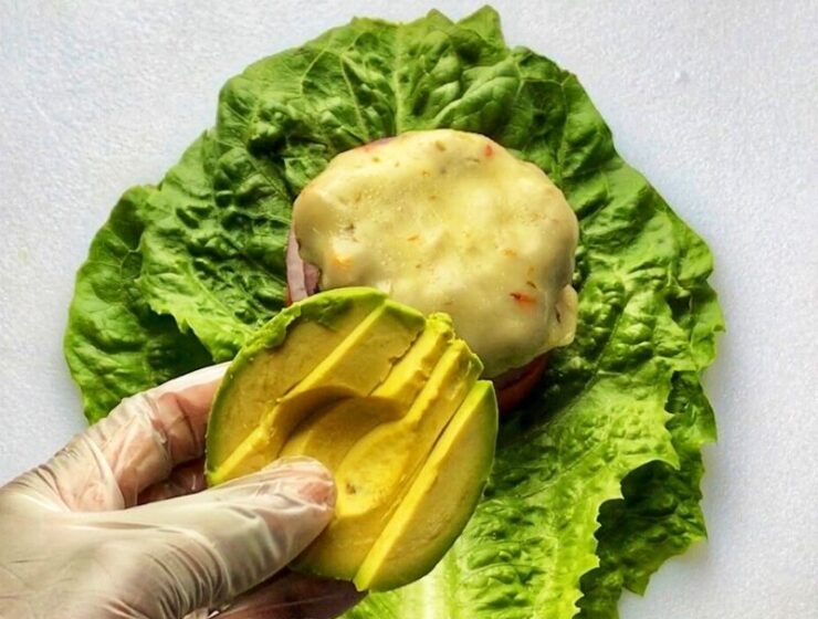 Cheeseburger lettuce wraps are the perfect alternative to regular cheeseburgers that we all know and love. These lettuce wraps are the healthy (whole food) keto burgers you need – fresh, flavorful, tasty, and nutritious! Get all the tastiness of burgers without the hefty calories. On the positive side, you will not miss the absence of the typical bread bun burger. On the negative side, you are going to likely overindulge on these cheeseburger lettuce wraps! This lighter version of the burger is such a great way to enjoy what you already love! If you are doing keto or low-carb, then you will absolutely love this lettuce cheeseburger recipe.