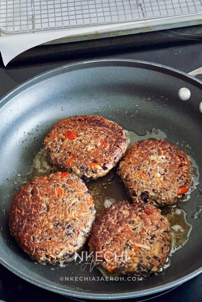 Healthy Black Bean Burger Lettuce Bun Recipe is Gluten-Free, tasty and nutritious! Want a healthy vegetarian burger that doesnโt skimp on flavor? This nutritious black bean veggie burgers recipe is what you need. If you have ever wondered how to make tasty vegetarian burgers, wonder no more. This black bean veggie burger recipe is quick and easy to follow. Not only easy to make, this is perfect for beginner chefs and packed with healthy and nutritious ingredients that your body will love. This wholesome vegetarian burger is what you need for your next meal prep. This veggie burger is gluten-free, vegetarian, and lower in calories and saturated fats than its meat burger counterparts. This makes the perfect recipe for backyard BBQ, picnics, Memorial Day, and Fourth of July. If ready, letโs make this easy black bean burger from scratch and serve it on a lettuce bun!