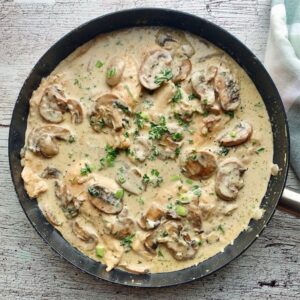 Creamy Mushroom Sauce Chicken Breast Recipe (Tasty & Gluten-free)