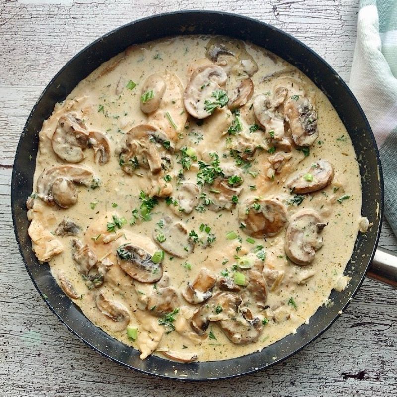 Can we take a moment to rave about this flavorful, finger-licking, good, and satisfyingly delicious creamy mushroom chicken breast recipe? This chicken dinner recipe is a win-win situation. Packed with nutritious ingredients and smothered in creamy, garlicky sauce. This is one restaurant-quality food you and your family will enjoy. It is a versatile recipe that is perfect for Sunday dinner, holidays, and still easy for weeknight meals. Need to break free from the same old dinner rotation items? Turn your chicken dinner into a culinary masterpiece with my creamy garlic mushroom chicken breast recipe. Easy enough for any night of the week, yet delicious enough for Sunday dinners and entertaining your guests.