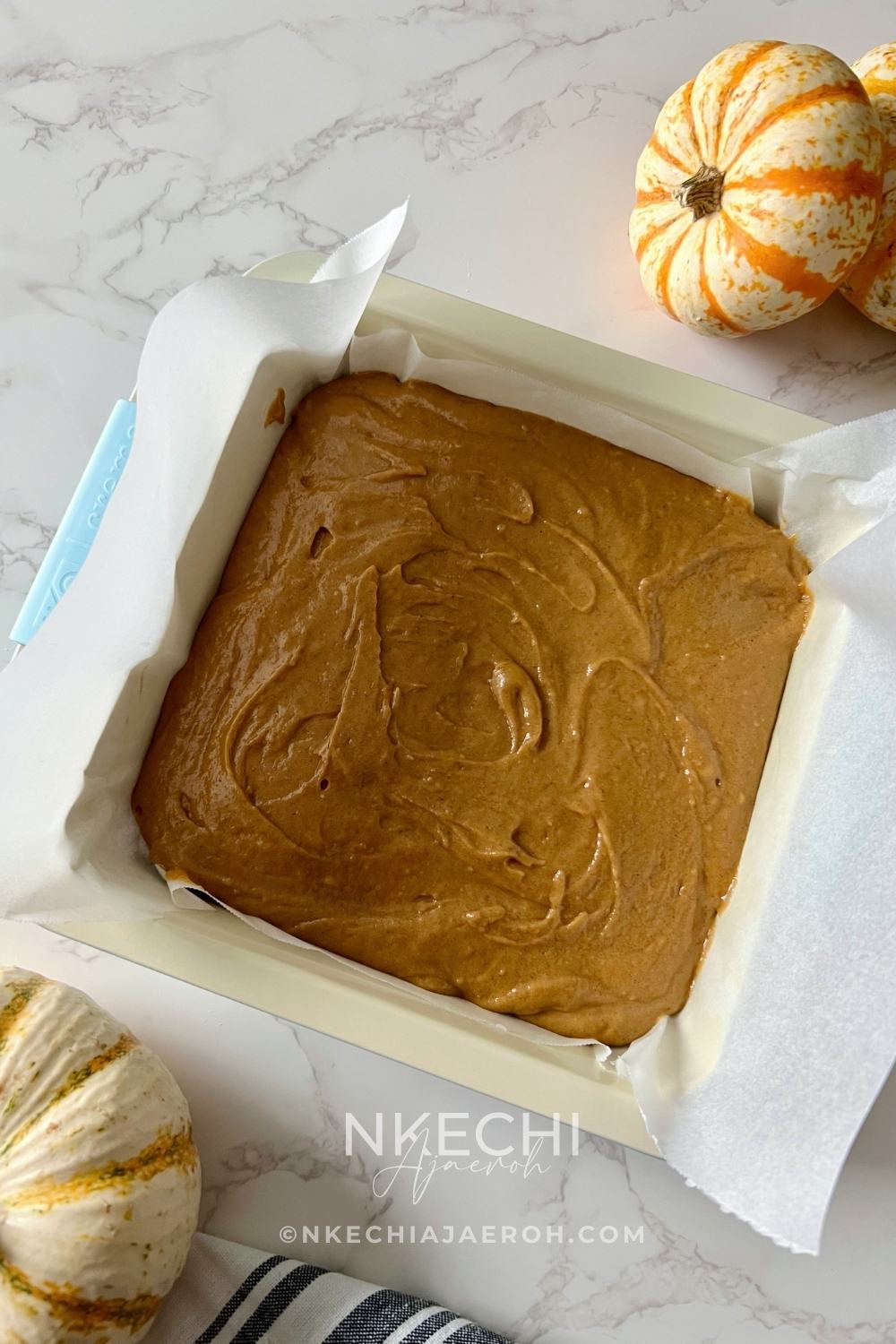 When the weather cools and pumpkin season rolls in, there’s nothing more comforting than a warm slice of coffee cake with crumbly streusel topping. But this isn’t your typical sugar-loaded dessert. This Pumpkin Streusel Coffee Cake with a Healthy Twist is made with nourishing ingredients, wholesome fall flavors, and just the right amount of cozy sweetness we all crave. This recipe brings together the best of both worlds. You get the rich, tender crumb of a classic coffee cake plus the wholesome boost of pumpkin purée and warm fall spices. The result? A perfectly spiced, moist, and lightly sweetened treat. It pairs beautifully with your morning coffee, latte, afternoon tea, or even a late-night snack.