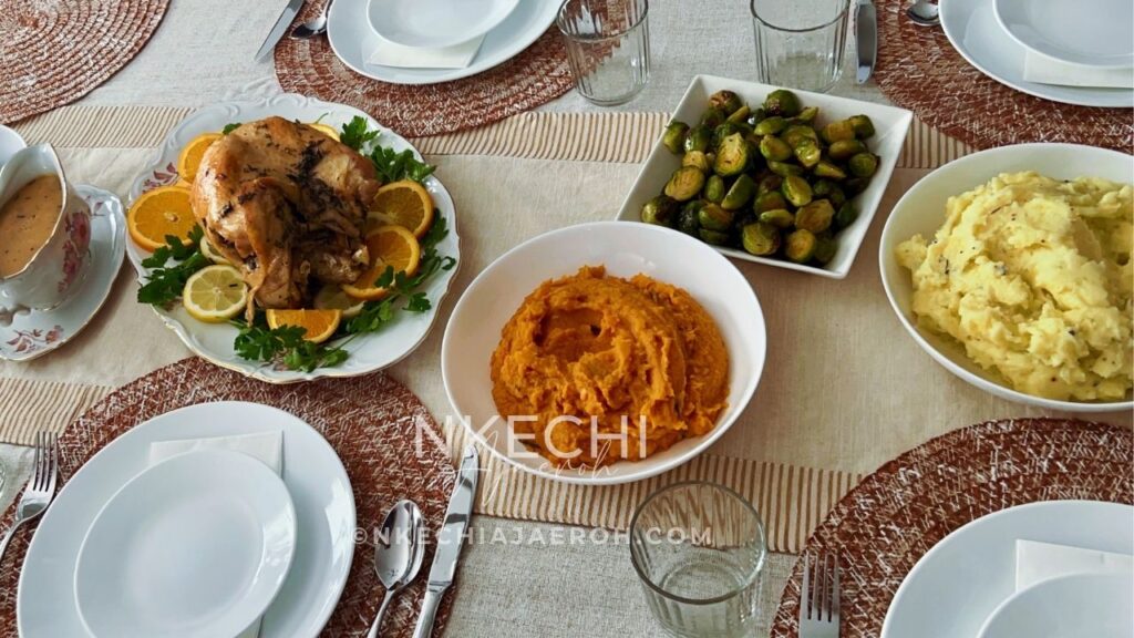 Thanksgiving is one of the most meaningful moments of the year — a time to slow down, gather with loved ones, and enjoy comforting fall flavors. But holiday cooking doesn’t have to be expensive, overwhelming, or unhealthy. This Budget-Friendly Healthy Thanksgiving Menu is here to help you serve a delicious, nutritious dinner for six — all for under $85 — using simple, whole-food ingredients.
Whether you’re hosting your first holiday meal or planning a smaller Thanksgiving gathering, this guide has something for you.